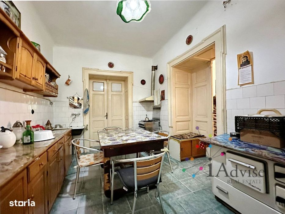 Apartament Cu Farmec Istoric In Zona Schei