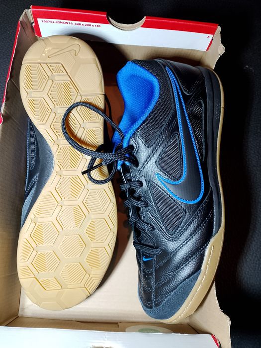 Футболни обувки  Nike Mercurial  Air Оригинални 100% номераот 36до 46.