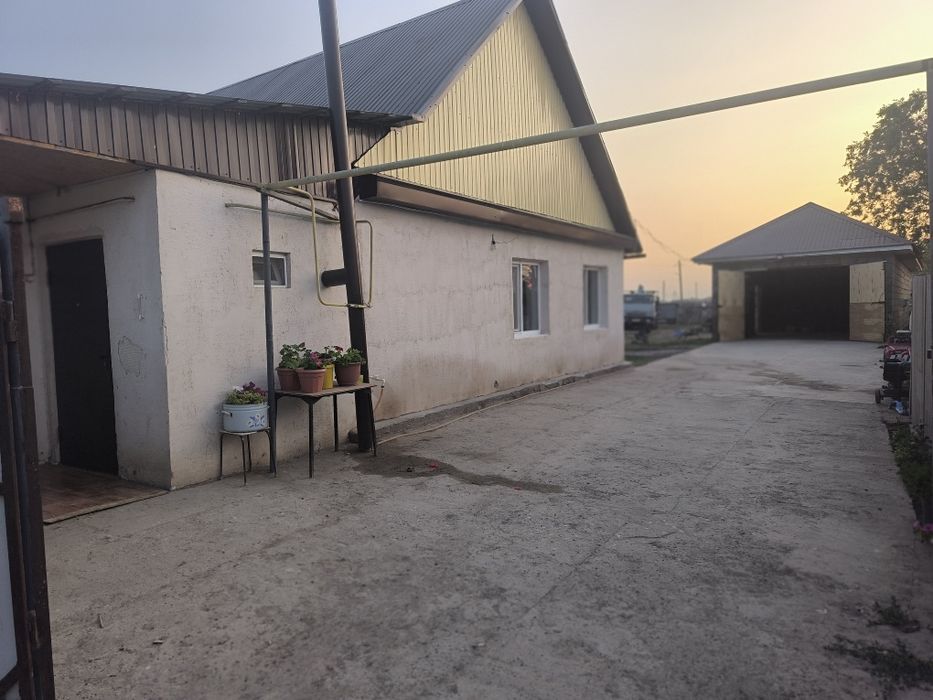 Продается дом чистично с мебелью