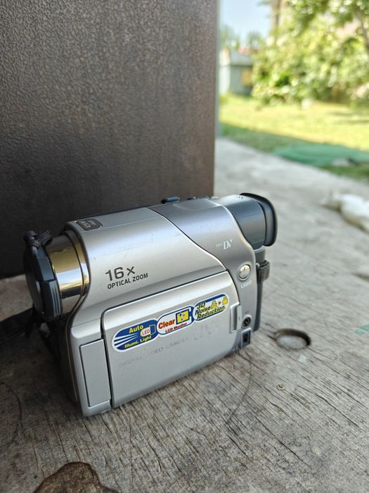 Видеокармера JVC GR-D53E