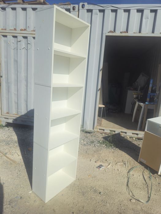 Стеллаж для книг