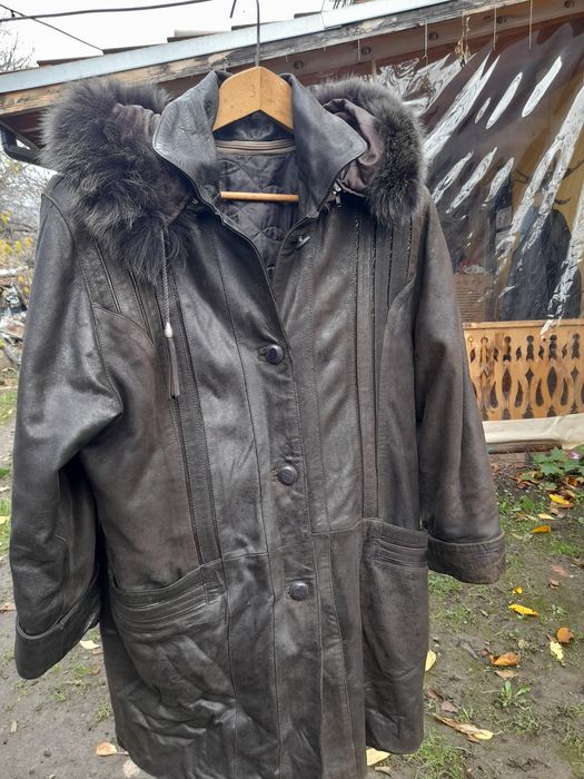 Парка, естествена кожа. Л размер
