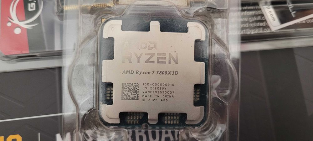 Kit gaming ryzen 7 7800x3d + ASUS TUF GAMING B850-PLUS WIFI +32 gb ram