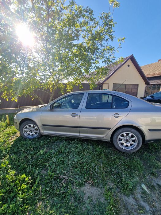 Skoda Octavia 2  105CP