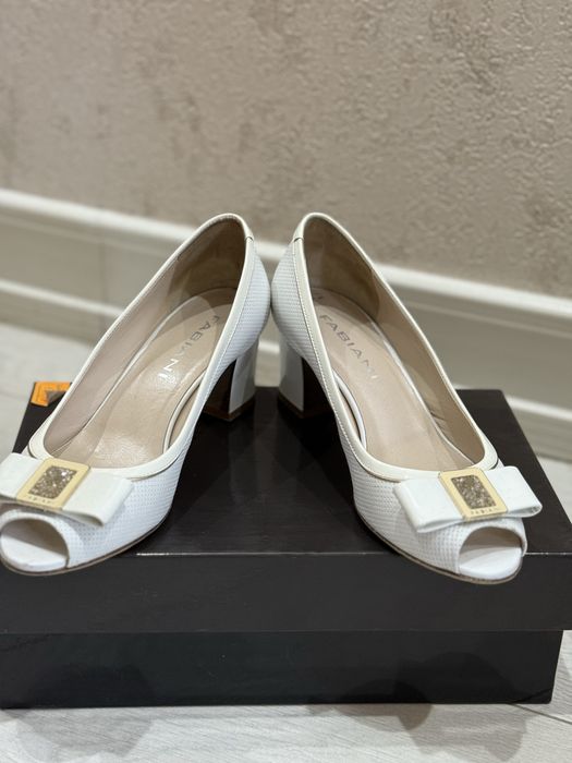 Б/у обувь Италия