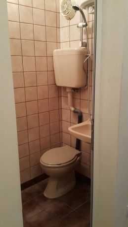 Дава се под наем Тристаен апартамент в Бургас, Център - 70 кв.м за 102 € - Снимка #3