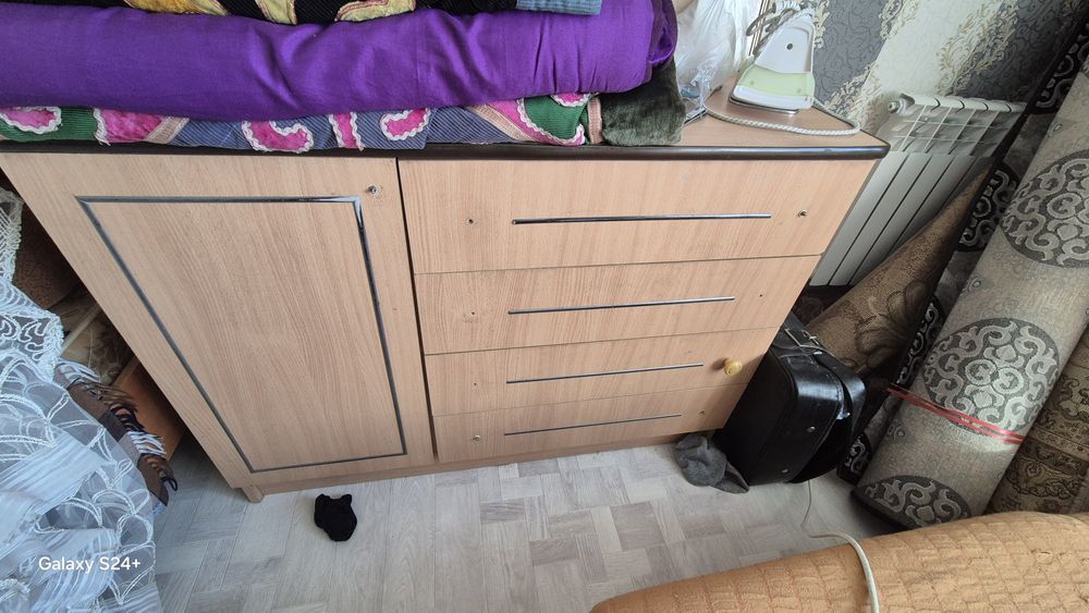 Продам шкаф и комод