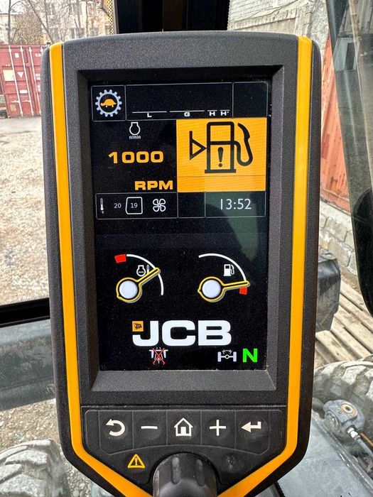 ekskavator  a'lo holatda 2022 i