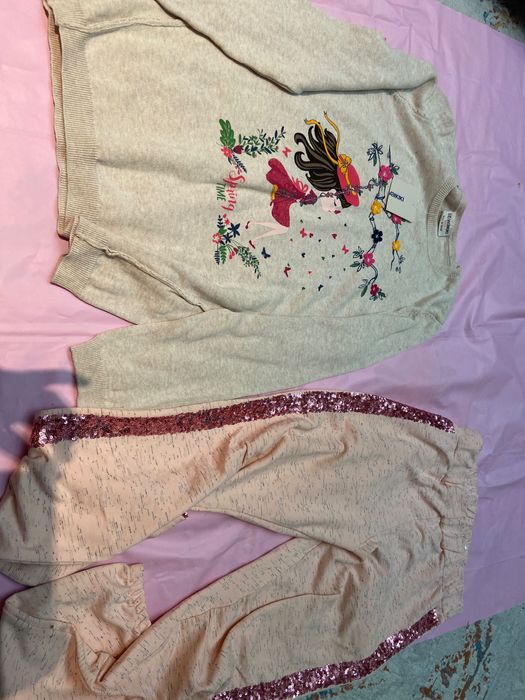 Спортивные брюки и кофта для девочки