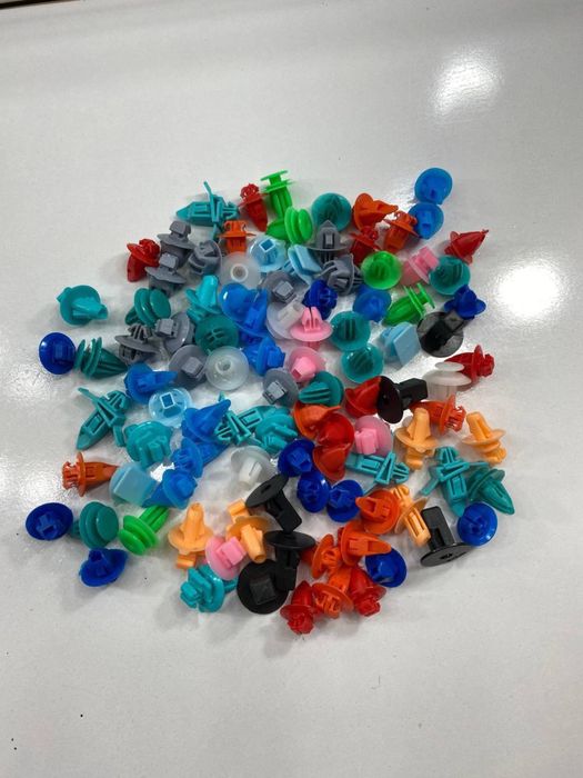 Клипсы на Toyota/Lexus Kia/Hyundai BMW VW