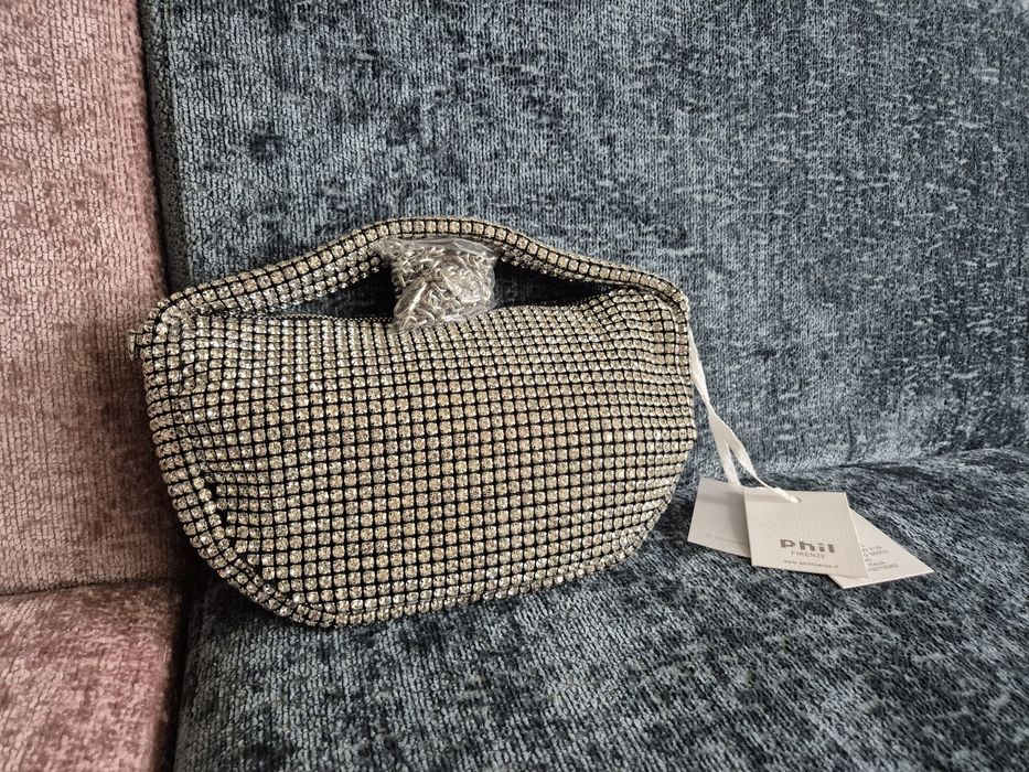 Чанта с блестящи камъчета