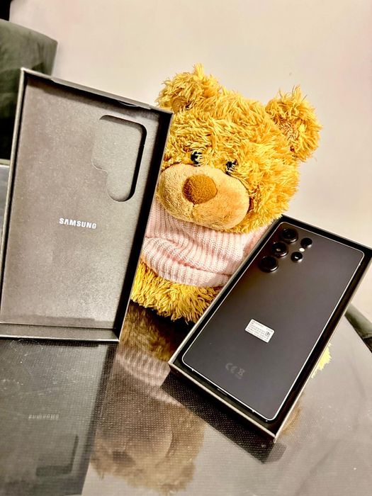 Vand Samsung S25 Ultra nou!!!