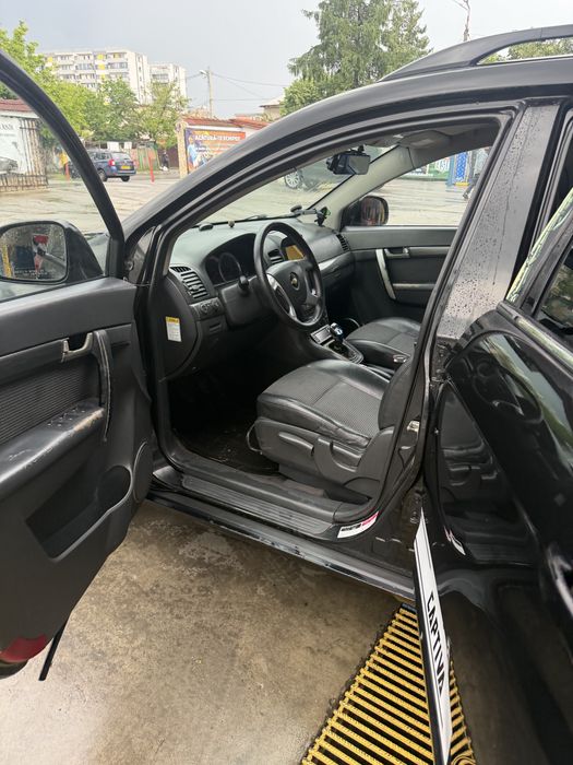 Vand sau schimb chevrolet captivia