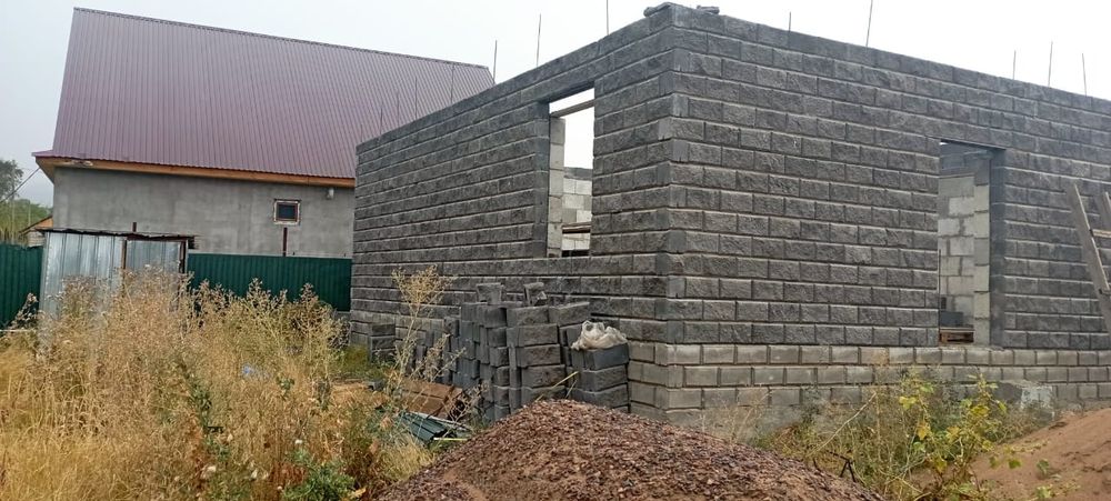 Продаётся не достроенный дом!