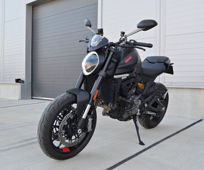 Ducati Monster 937 +  2021 – 13.000 km – Stare excelentă