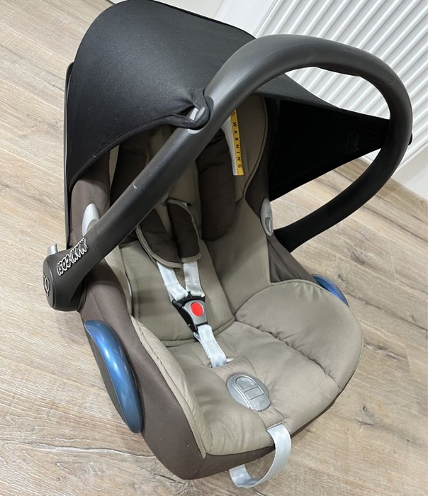 Scaun auto Maxi Cosi Cabriofix, 0-13 kg (scoica)