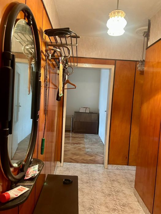 Продава се Тристаен апартамент в Русе, Тракцията - 72 кв.м за 882 €/кв.м - Снимка #2