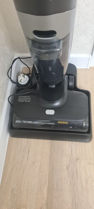 Продам моющий пылесоа