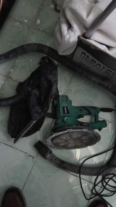 Se vând  împreună toate