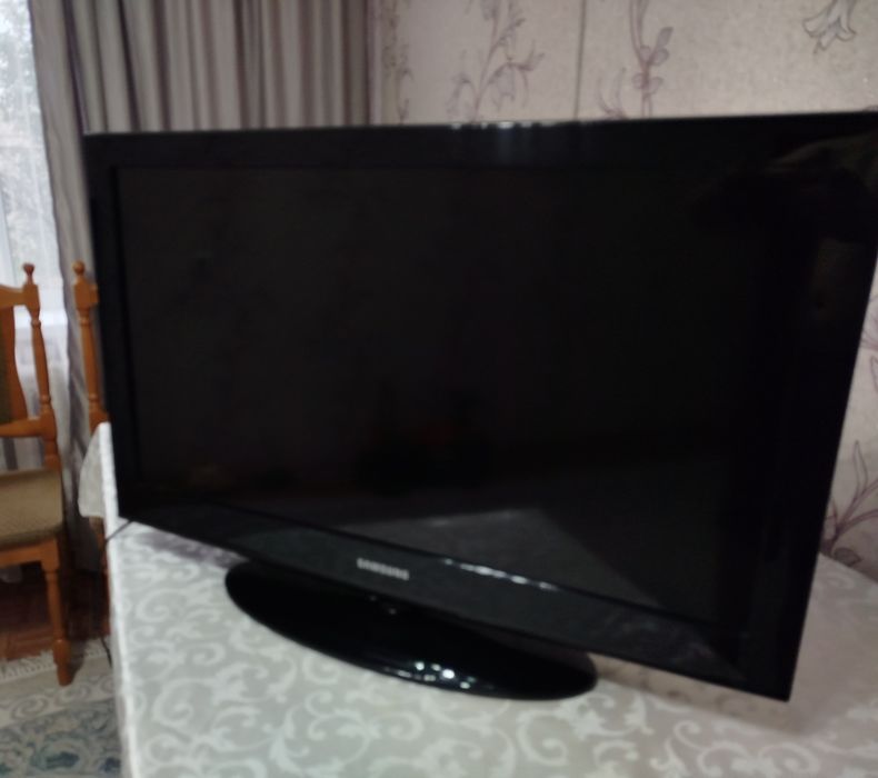 Продам телевизор