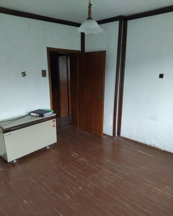 Продава се Етаж от къща в Дупница - 73 кв.м за 809 €/кв.м - Снимка #2