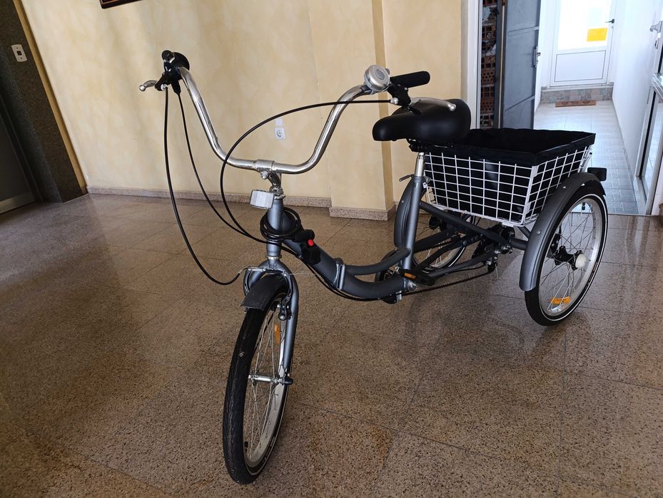 Велосипед-Триколка