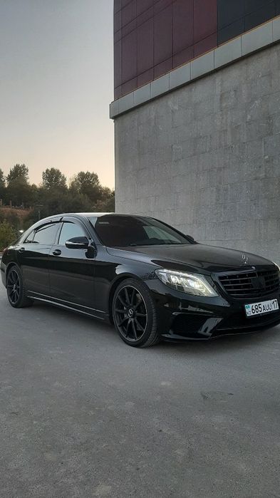 Mercedes S Class w222.