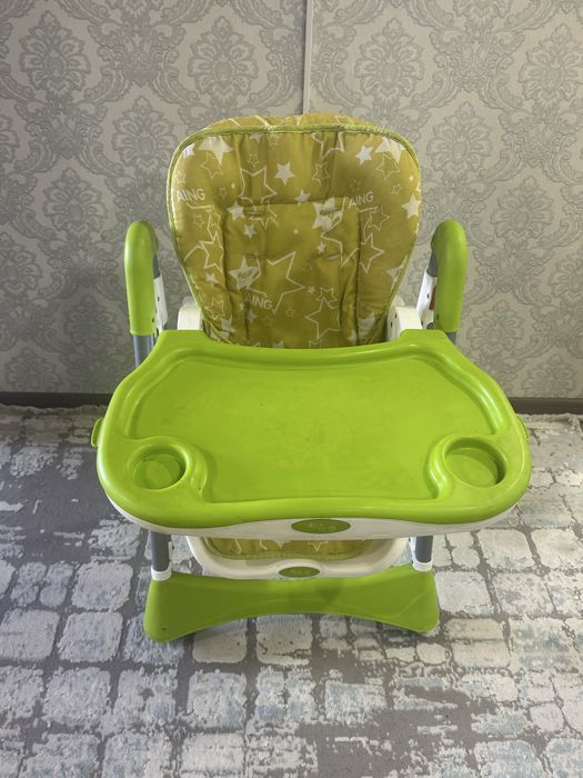 Продам столик детский