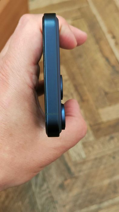 Apple iPhone 11 като 17 Pro