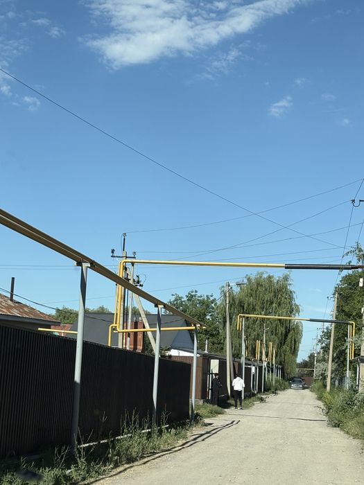 Үй сатылады. 18млн. Бағасы келісімді.