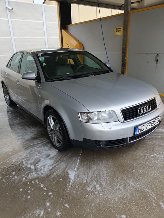 Audi a4b6 2003 .