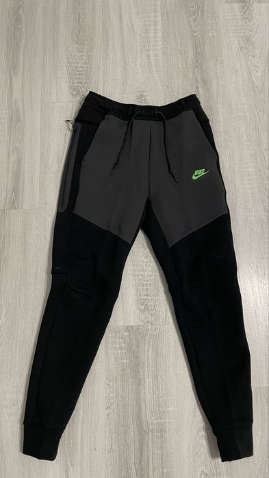 Nike tech fleece