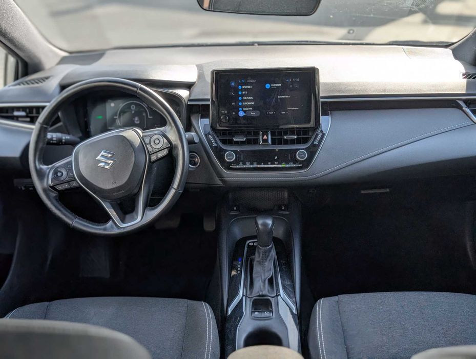 Inchiriez Masina La Ramanere Suzuki Swace Hybrid pentru Uber sau Bolt.