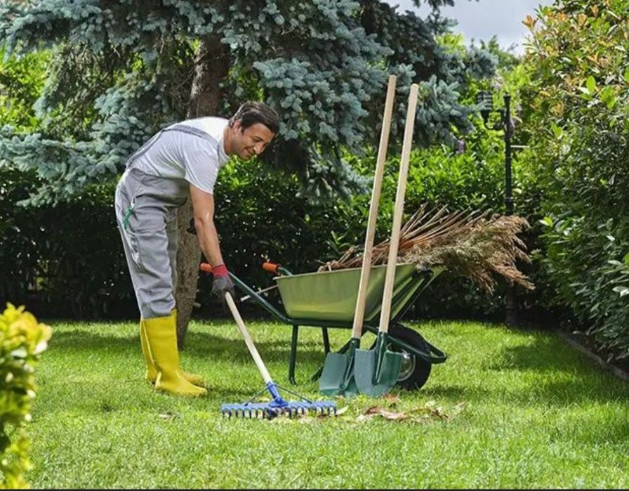 Садовник.Уход за участком,озеленение,уход за садом