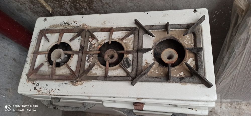 Gaz plita sotiladi