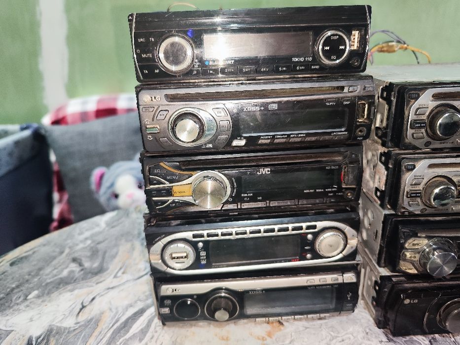 Сидита за кола СD с USB