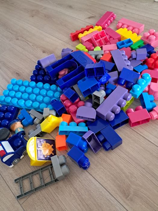 Cuburi mari Mega blocks