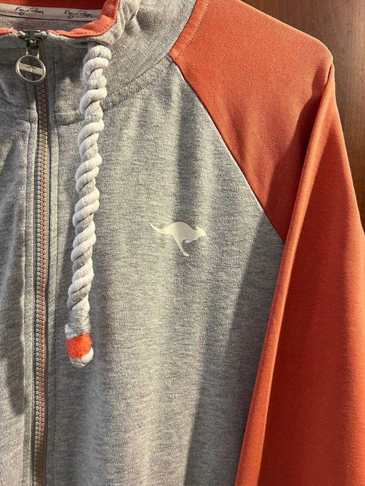 Толстовка женская  “Kangaroos”