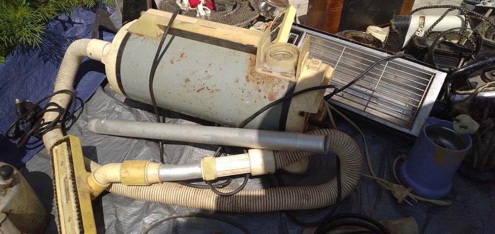 Продам антикварные часы и много др.