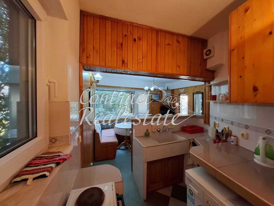 Дава се под наем Двустаен апартамент в Варна, Гръцка махала - 60 кв.м за 408 € - Снимка #2