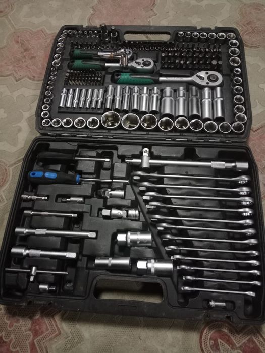 Набор ключей 216 предмет