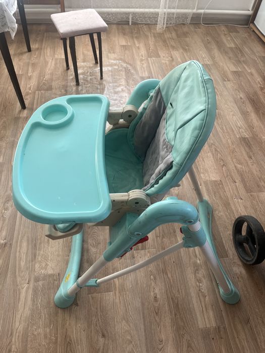 Продам Детский кормл.стул.