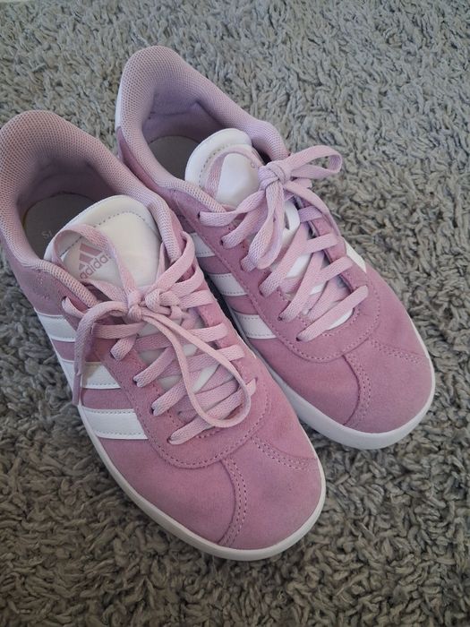 Маратонки Adidas