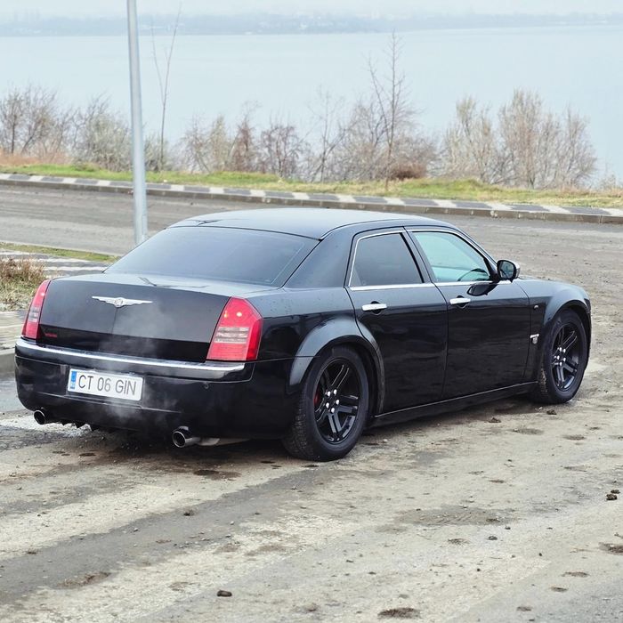 Chrysler 300c Negru