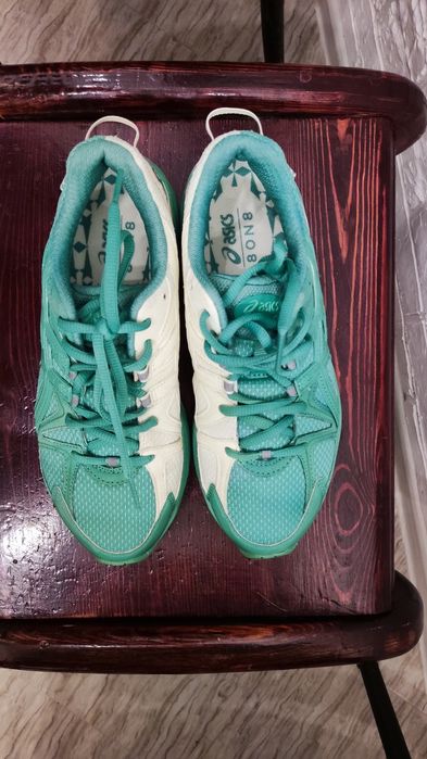 ASICS 8On8 GEL-KHANA TR размер 38(24см)не подошли