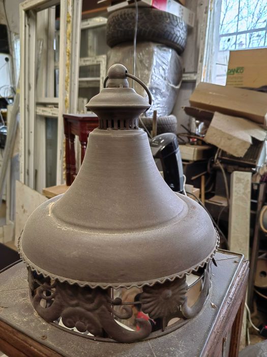 Античен фенер  .