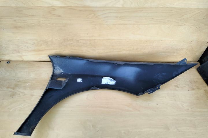 Aripa  Stanga BMW Seria 1 E87