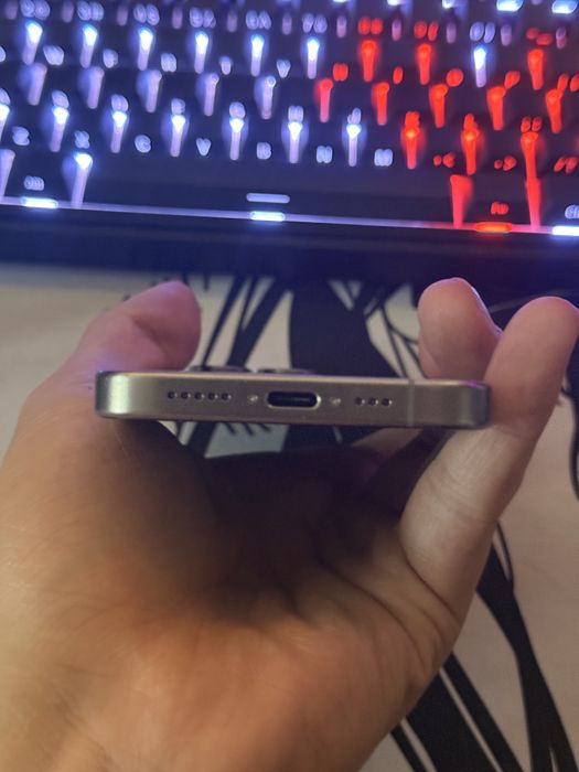 Iphone 15 pro/256Gb