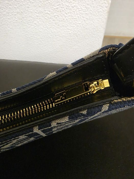 Сумка-клатч Fendi