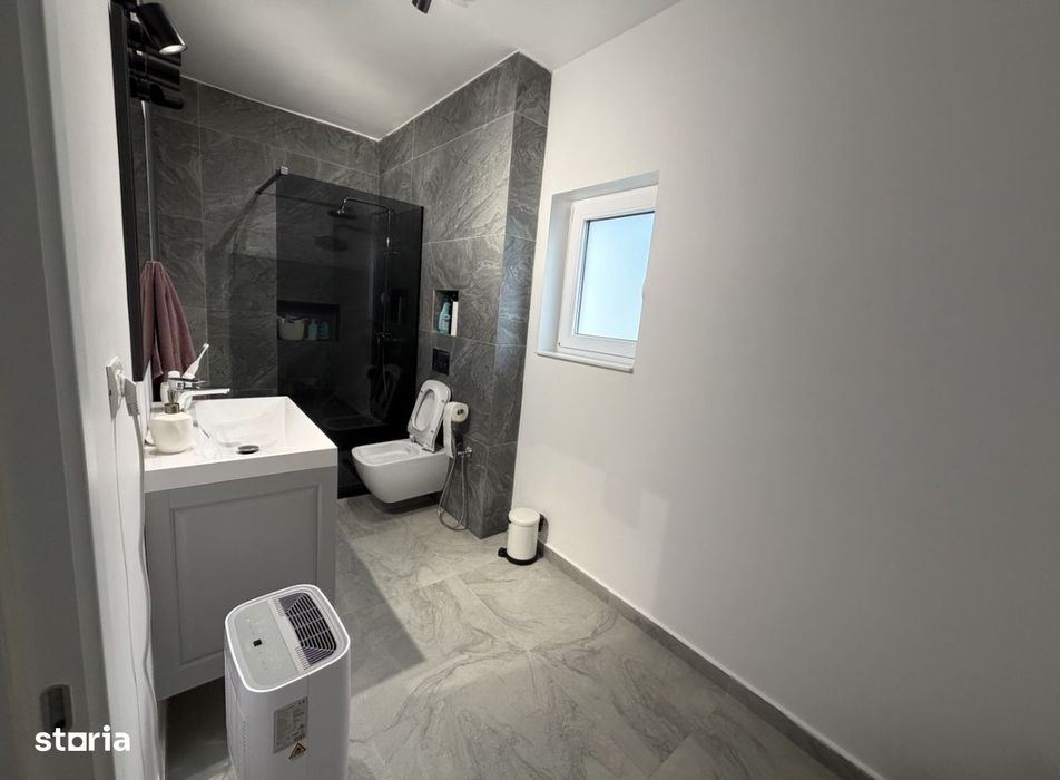 Vila 5 camere, Dobroesti, strada Trifoiului